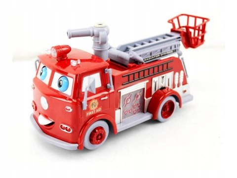 DUŻY WÓZ STRAŻACKI STRAŻ WYPUSZCZA BAŃKI JEŹDZI 838