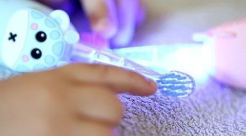 6959 SZCZOTECZKA DO ZĘBÓW NIEBIESKA GIO-450 BLUE