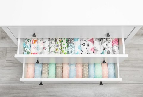 PIELUCHA MUŚLINOWA 70X80 CM PEONIE BIAŁE