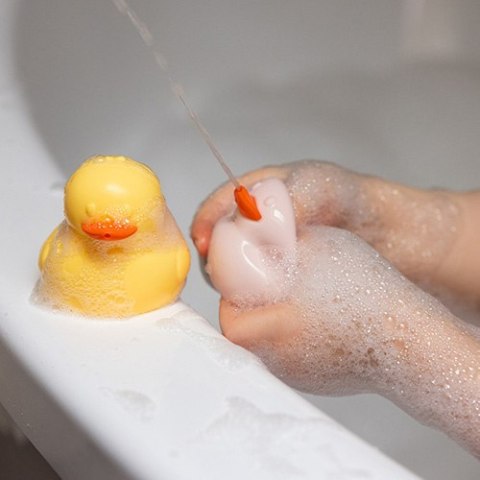 1568 KACZUSZKI DO KĄPIELI SILIKONOWE 3SZT