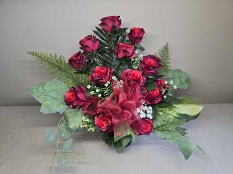 Bukiet flakon stroik na cmentarz kompozycja kwiatowa na wszystkich świętych