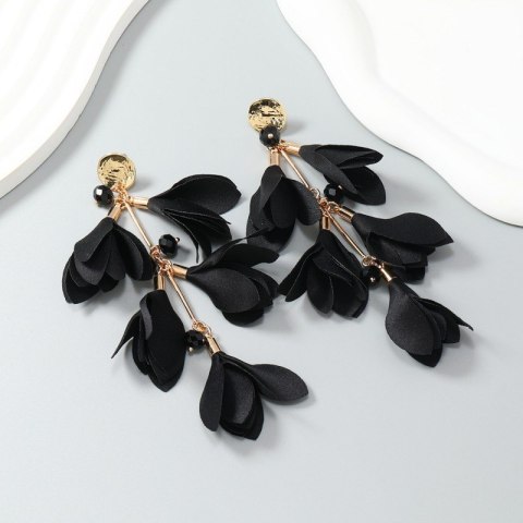 Kolczyki wiszące, efektowne tiulowe kwiat, czarne K1706