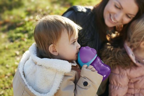 SCF796/02 KUBEK SŁOMKA 200ML GIRL