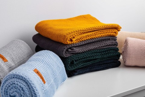 KOC DZIERGANY BAWEŁNA MUSZTARDOWY 100 X 80