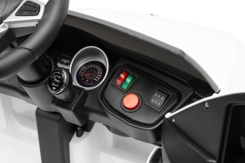 POJAZD AKUMULATOR NA MERCEDES AMG GLC 63S WHITE