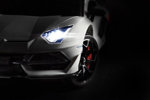 POJAZD NA AKU. LAMBORGHINI WHITE